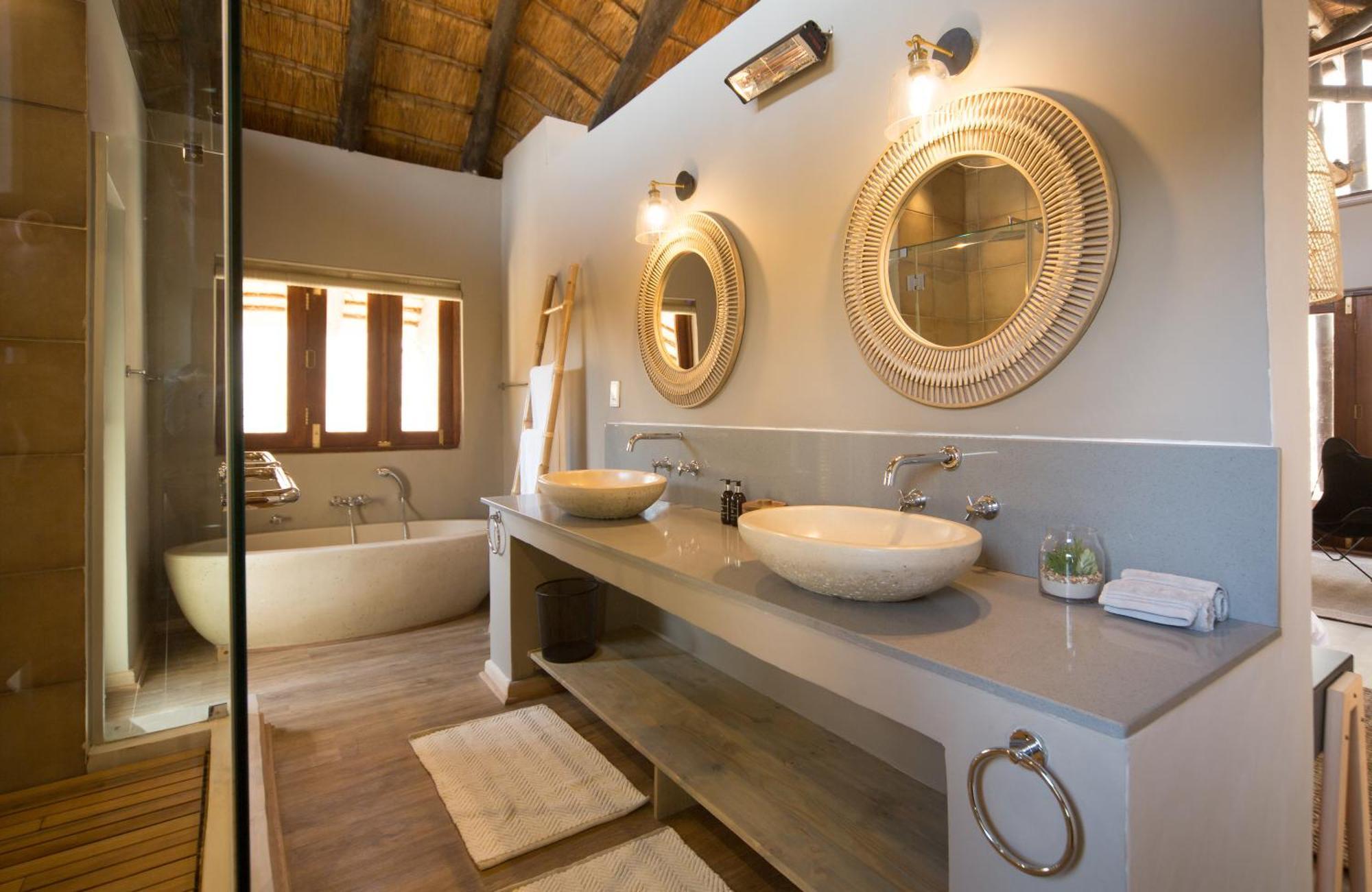 Ntamba Safari Lodge Matlhagame ภายนอก รูปภาพ