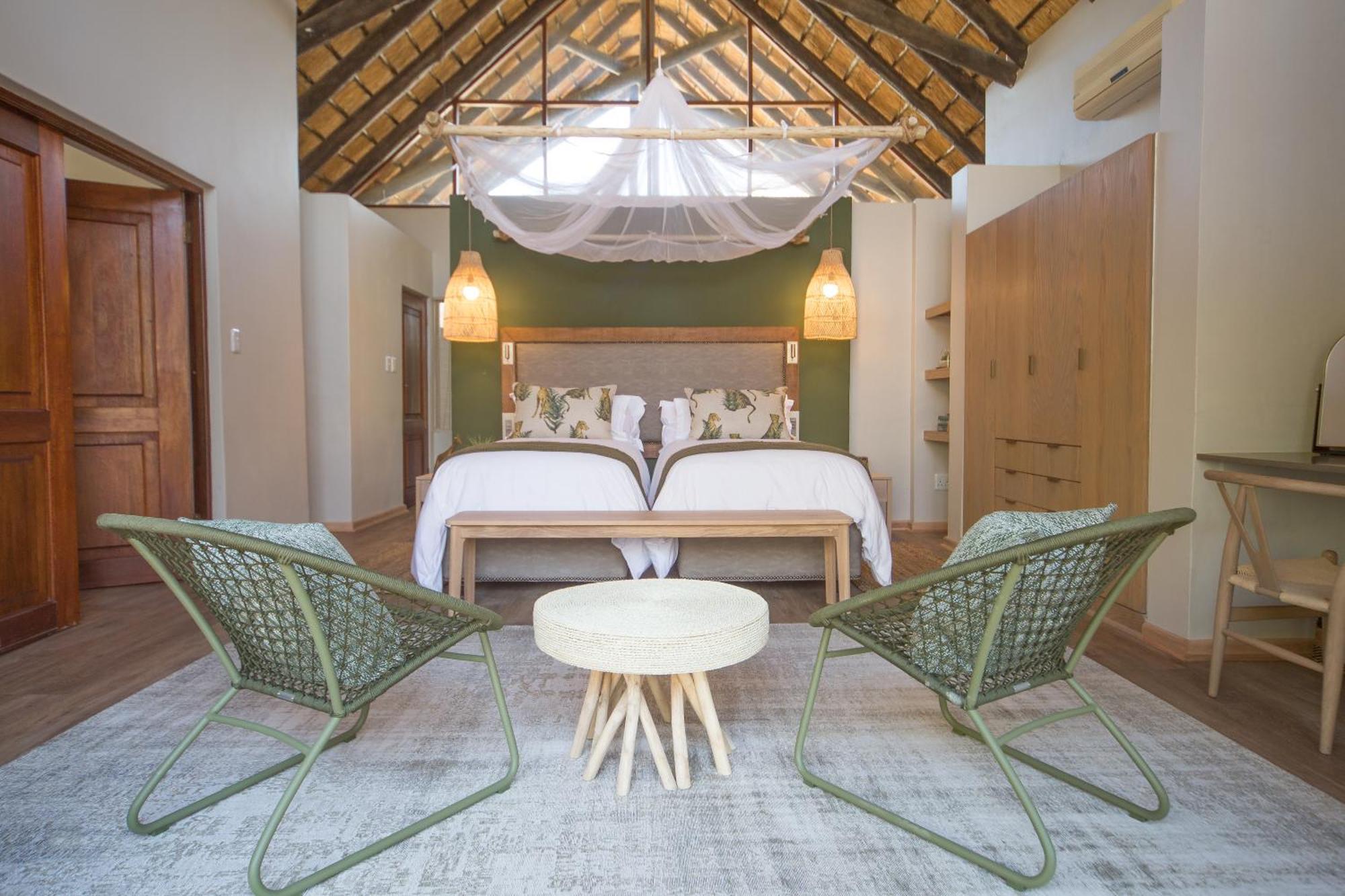 Ntamba Safari Lodge Matlhagame ภายนอก รูปภาพ